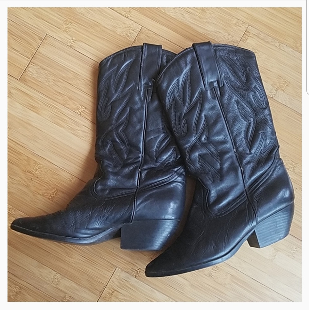 SOLD Maine Woods leather cowgirl boots